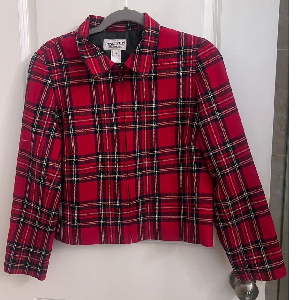 Vtg Pendleton 100% Virgin Wool Red Tartan Plaid Zip Up Cropped Jacket 10P Preppy